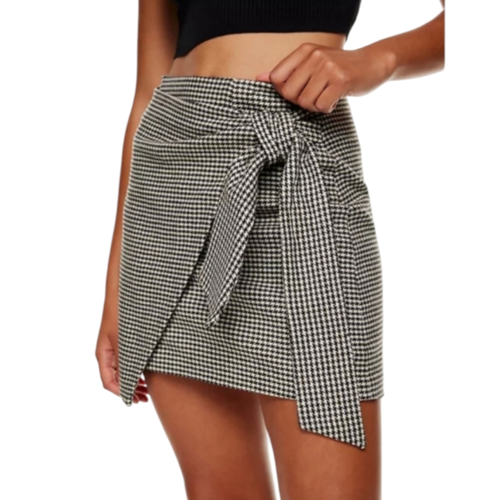 Wilfred Aritzia houndstooth wood blend wrap style mini skirt